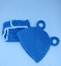 Load image into Gallery viewer, Crochet Baby Beanie and Diaper Cover Set, Newborn, Bear set
